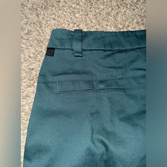 Lululemon Commission 9” Shorts - Picture 4 of 15